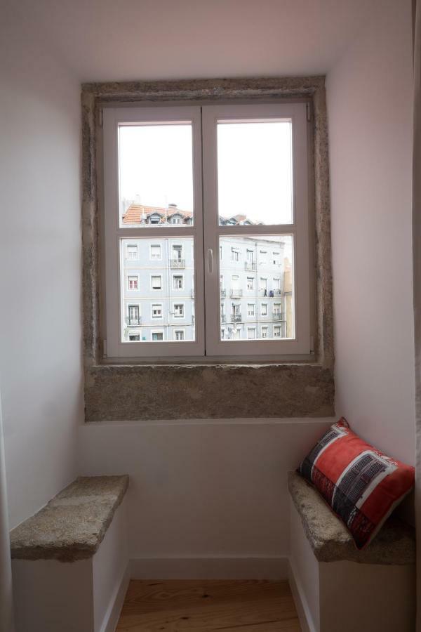 Sunshine House - Exclusive Apartment - Home By The Castle Lissabon Exterior foto